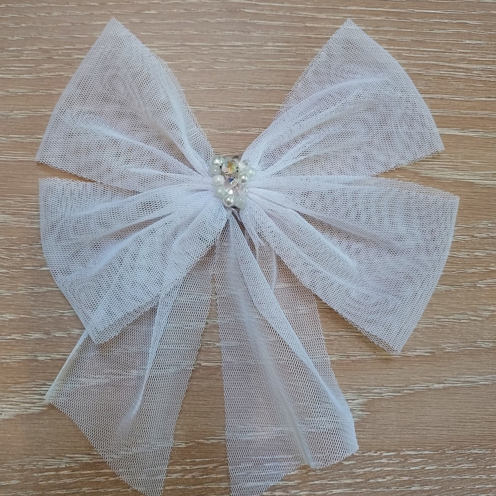 Chic White Mesh Bow Hair Clip